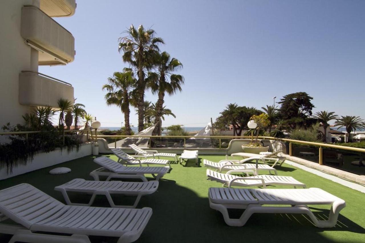 Sitges Pool & Sea Terrace Luxury, Comfort, Unbeatable Location Bagian luar foto